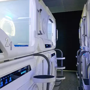 Kapselhotel Bangau - Short Term Rest Area Capsule, Sepang