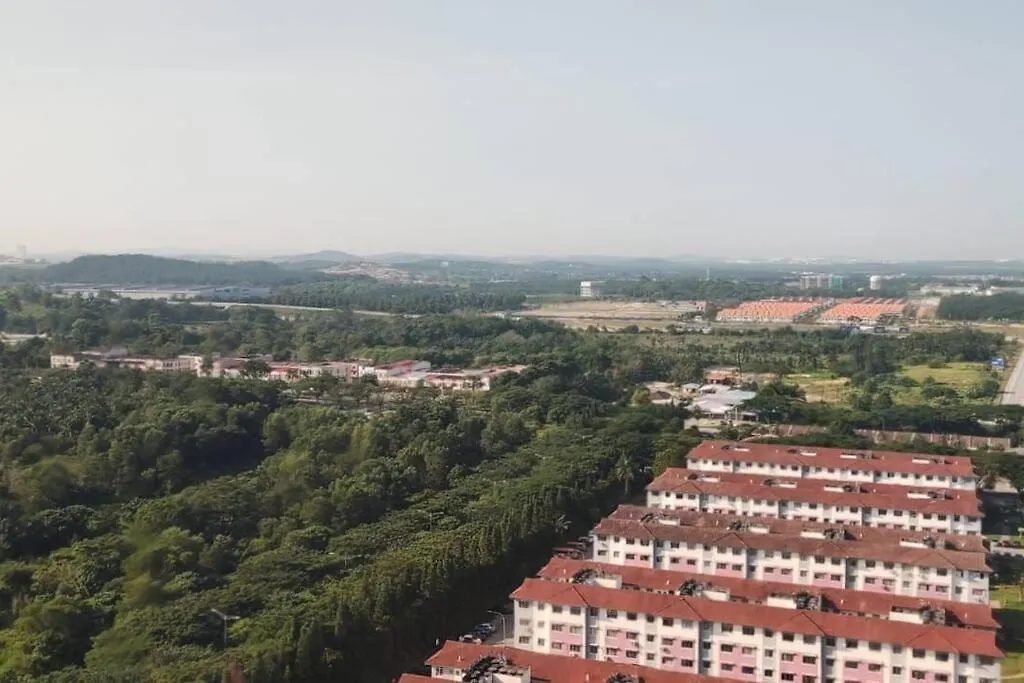 Bs1513A- Klia- Self Check-In - Wi-Fi- Netflix- Parking - Bell Suites- Sepang, 5072 Malaysia